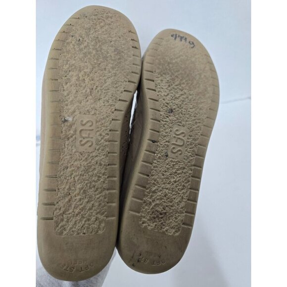 Vintage 70s SAS Tan Neutral Lace Up Preppy Shoe - Picture 9 of 10